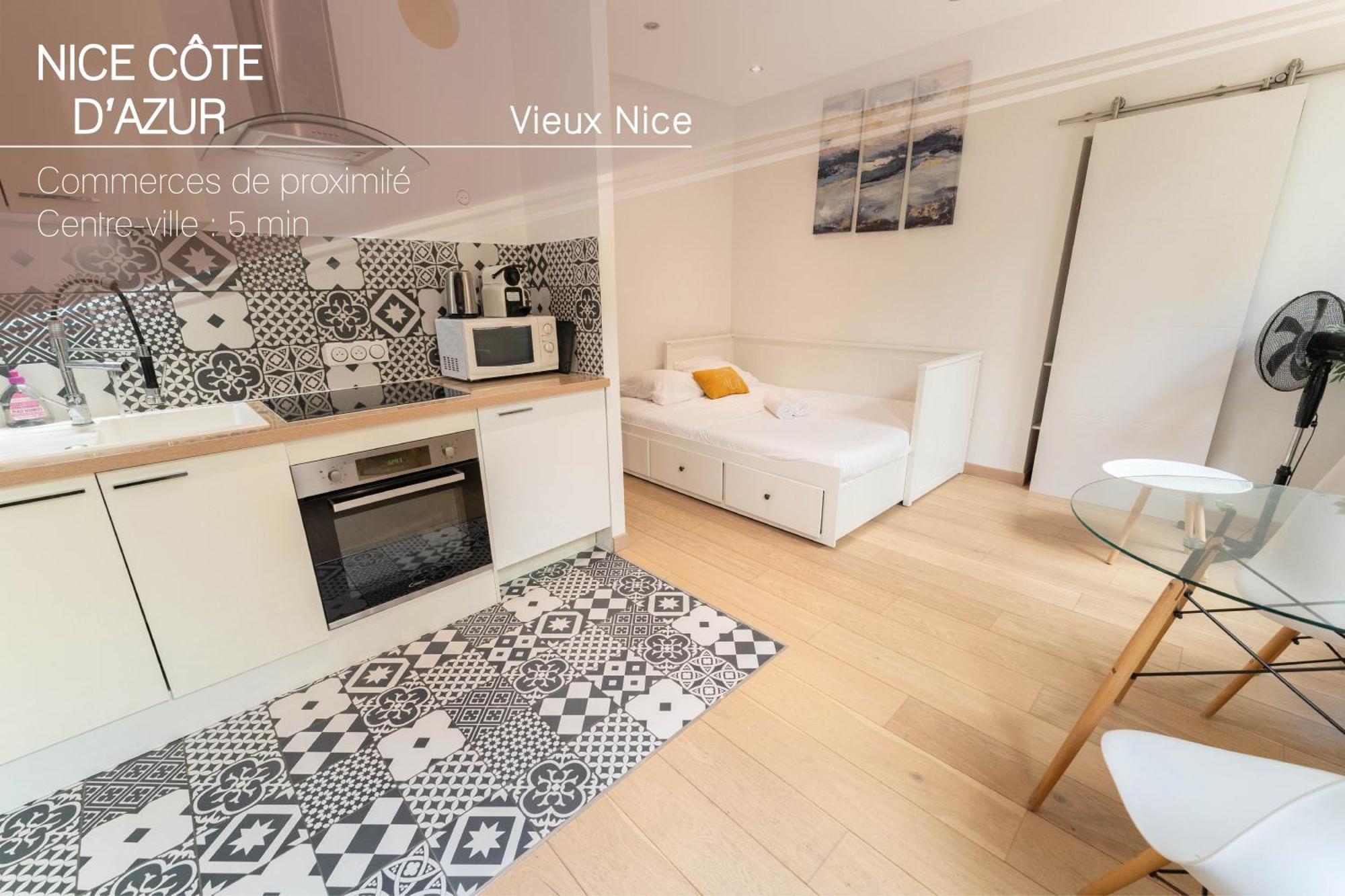 Apartment Joli Au Coeur De La Vieille Nizza